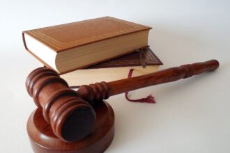 A picture of a legal objects.