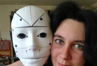 Lilly is a robosexual woman engaged to a 3D-printed robot named InMoovator.