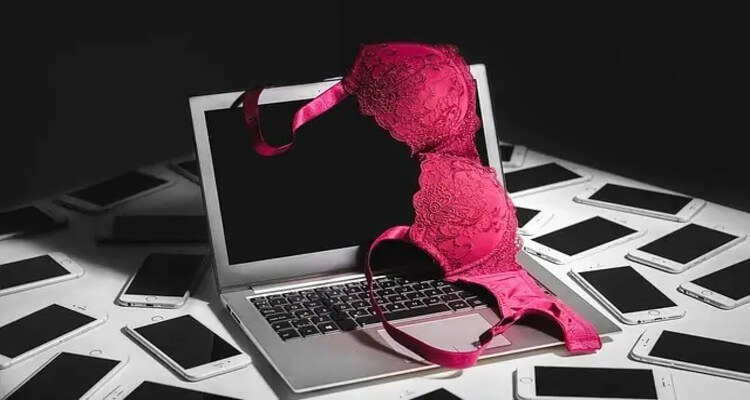 sex-chat-games-computer-bra