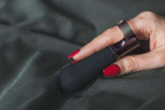 Image of Hot Ocotopuss digit product on a women's hand