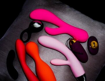 Image of popular sex toys placed on Pillow