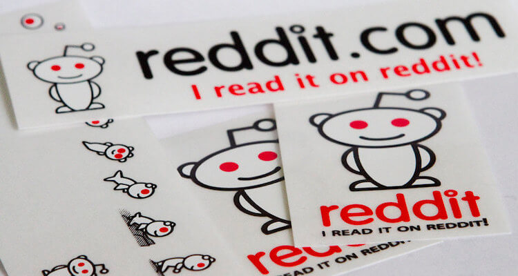 A pile of stickers that have the Reddit logo and says "I read it on reddit".